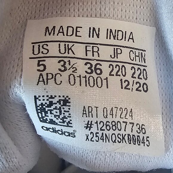 ADIDAS STAN SMITH WHITE/NAVY SZ 5 MENS, 6.5 WOMEN - Picture 11 of 12